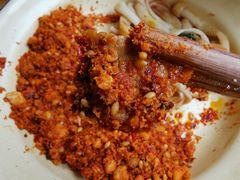 -拈签一笑黄牛肉辣卤串串