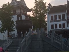 -梅村泰伯庙