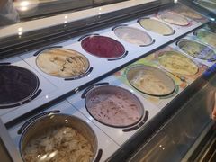 自助取餐区-哈根达斯(卓展店)