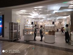 -奈雪的茶(市百一店)