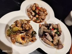-五谷丰登农家院·地道胶东菜·海鲜烧烤(威海店)