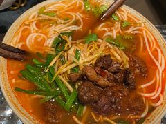 -粉八·云南米线·建水烧烤(常熟路店)