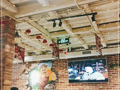 大堂-三个大叔烤羊肉串·炭炉砂锅菜(西三旗店)