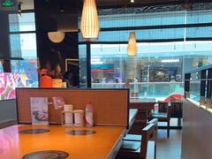 -呷哺呷哺(融创茂店)