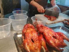 枇杷烤鸭-上海枇杷烤鸭(城乡贸易中心店)