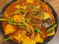 -酒座音乐主题串吧(滑翔西社区店)