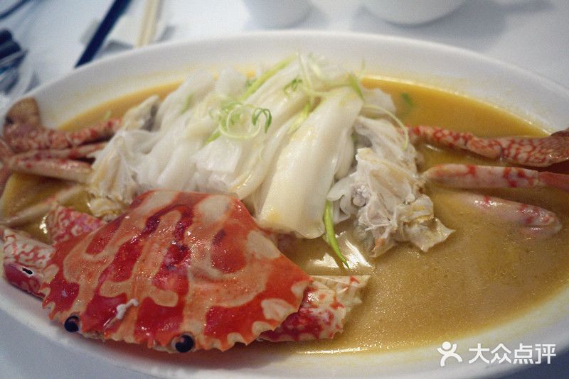 鸡油花雕蒸大花蟹配陈村粉