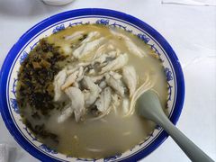 -明呈黄鱼面馆(斜土路店)
