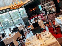 大堂-Wolfgang’s Steakhouse 沃夫冈牛排馆(上海白玉兰广场店)