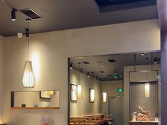 -呷哺呷哺(松北万象汇店)