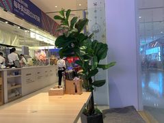 -俏凤凰(美林M·LIVE天地东座店)