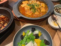 -云海肴·汽锅鸡·云南菜(天山百盛优客店)