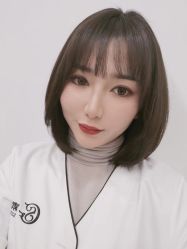 -IU潮牌·SALON