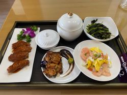 -爱陪伴尊享月子中心(国际店)