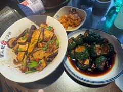 -富正毅三下锅·湘西韵味(天门山索道店)