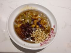 -渝是乎酸菜鱼(龙旗购物中心店)