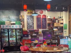 大堂-蚝堡海鲜·威海菜·海肠捞饭·烧烤·亚洲吃蚝公司(幸福门店)