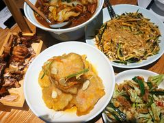 -关东小磨东北菜(上海长风大悦城店)
