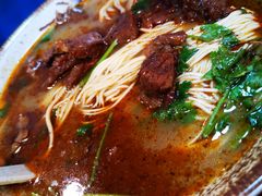 -金杨拉面王小吃面馆·牛三宝面·红烧牛肉粉