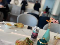 -广州鸿粤星辉奔驰4S店(钟村店)