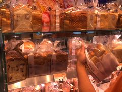 -巴黎贝甜(大宁国际商业广场店)