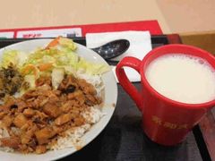 卤肉饭-永和大王(中关二店)