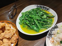 -聚汇三少·龙虾·中餐厅(莫邪路新天地店)
