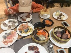 -齐河孔雀王温泉酒店·金孔雀自助百汇