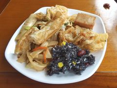-百荷园蔬食自助餐厅(德辉广场店)