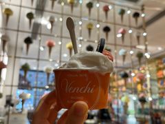 -VENCHI 闻绮(上海佛罗伦萨小镇店)