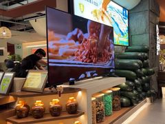 -得意咚瓜·顺德鱼生·冬瓜火锅(深圳首店)