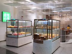 面包甜点陈列柜-奈雪的茶(市百一店)