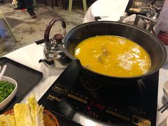 -鲜入围煮花胶鸡海鲜火锅