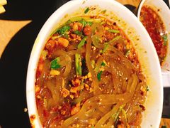 -万记麻辣烫国展总店