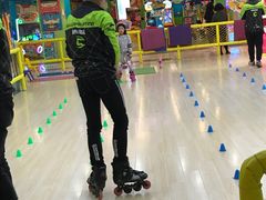 -阿布溜溜(同曦假日百货店)