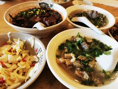 -杨三孃跷脚牛肉(中粮鸿云悦街店)