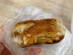 蛋黄肉松月饼-新丰小吃(中山中路分店)