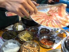 -老炉家木炭烤肉(长江国际店)