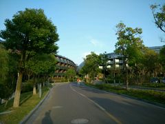 -上海滴水湖皇冠假日酒店