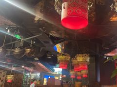 -吃饭皇帝大土家民族菜(正大广场店)