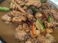 -八两八金·莱芜特色炒鸡(市南漳浦路店)