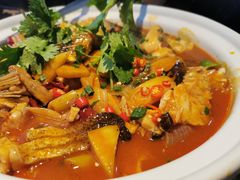 千岛湖有机胖头鱼-魏铭鱼头捞饭(晋阳路店)