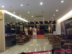 -小海豚国际游泳培训中心(松江九亭店)