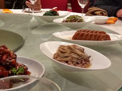 -品悦酒店(三林古镇店)