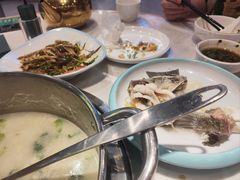 -粤顺渔坊·中山脆肉鲩火锅(清湖店)