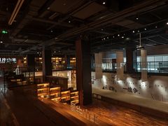 -半山书局(新世纪商城店)