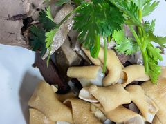 -乌文新澄海卤鹅店