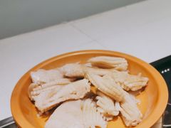 -龍歌自助小火锅(市南金茂湾店)