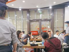 -李先生牛肉面大王(北京站售票厅餐厅)