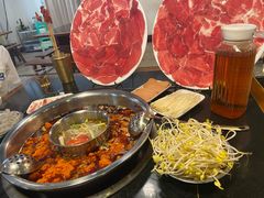 鸳鸯锅-邓莽子老火锅(中兴路总店)